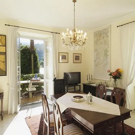 Villas Lenno